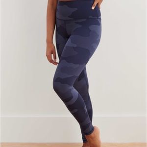 Aerie Play Textured Camo High Waisted Legging